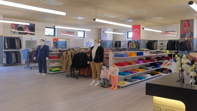 Sosyal Sevgi Mağazası ve Market Ramazanda yüzleri güldürdü