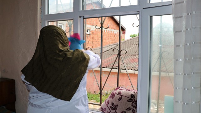 Sultanbeylide yaşlı ve kronik hasta vatandaşlar için Şefkat Eli projesi