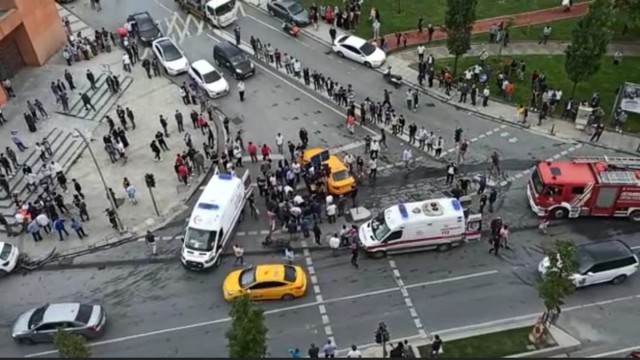 Sultangazide trafik kazası: 5 yaralı