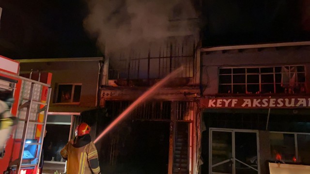 Sünger deposu bir ayda 2 kez yandı