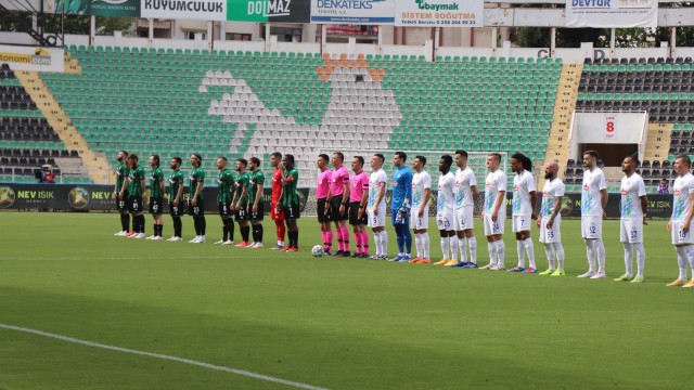 Süper Lig: Yukatel Denizlispor: 0 - Çaykur Rizespor: 0 (Maç devam ediyor)