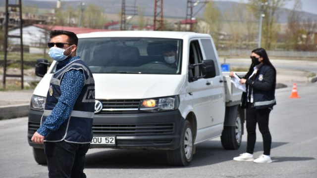 Tam kapanma kurallarına uymayanlara 329 bin 555 lira ceza