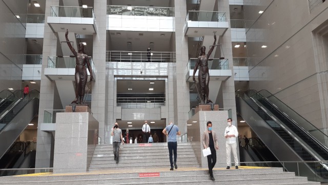 Tam kapanmada adliyeler boş kaldı