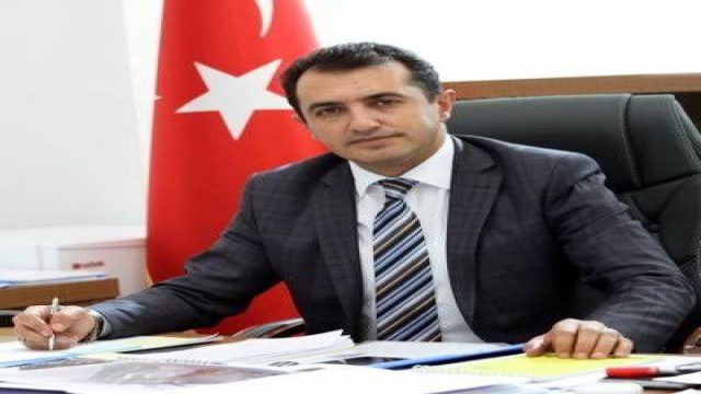 Tarla sulamak için şehir şebekesine zarar verdiler