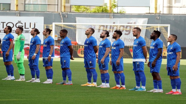 TFF 1. Lig: İstanbulspor: 0 - Altay: 0 (İlk yarı sonucu)