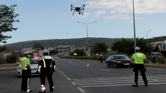 Trafik ekiplerinin denetimleri sürüyor