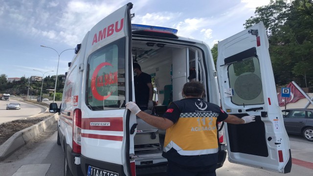 U dönüş yaptığı esnada motosiklet ile çarpıştı