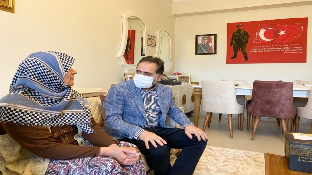 Uçar şehit annelerini unutmadı