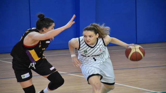 Urla Belediyesi Gençlik Spor Kulübü play-off maçında devam dedi