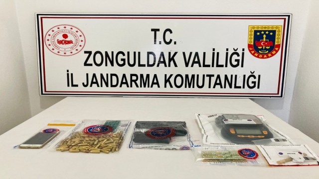 Uyuşturucu operasyonunda tabanca ve mermiler ele geçirildi
