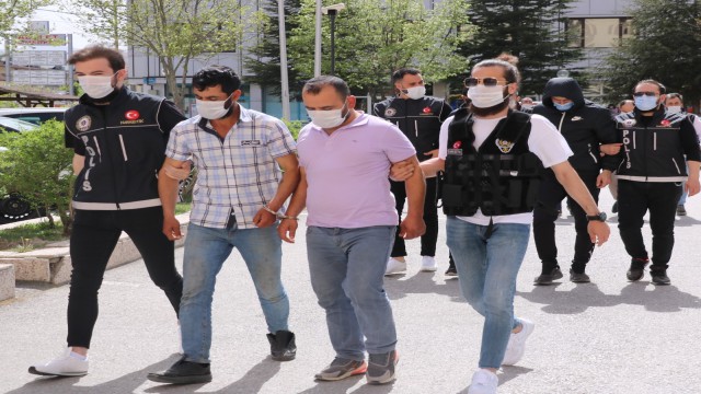 Uyuşturucu operasyonunda yakalanan 27 kişiden 5i tutuklandı