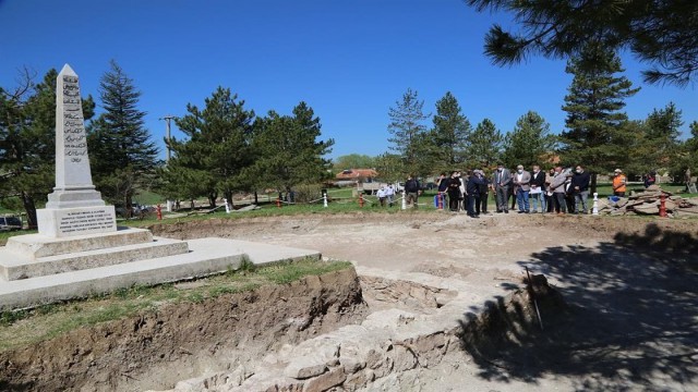 Vali Ali Çelikten Dumlupınar ilçesine ziyaret