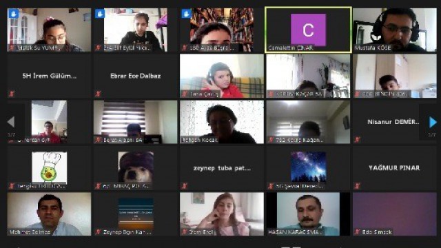 Vali Aydın Arslan Ortaokulundan “Uzaktan da Okuyor” projesi