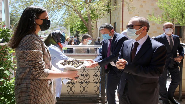 Vali Epcim, görev başındaki personele bayram ziyaretinde bulundu