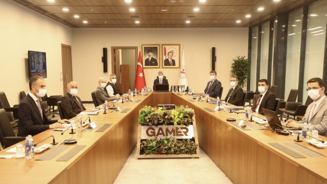 Vali Makas, Bakan Yardımcısı İnce başkanlığında VKS toplantısına katıldı