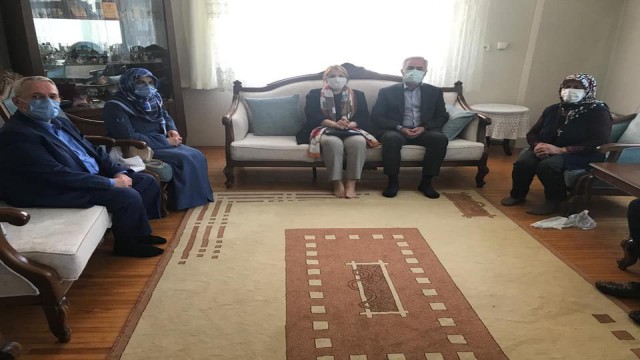 Vali Seymenoğlundan şehit ailelerine ziyaret