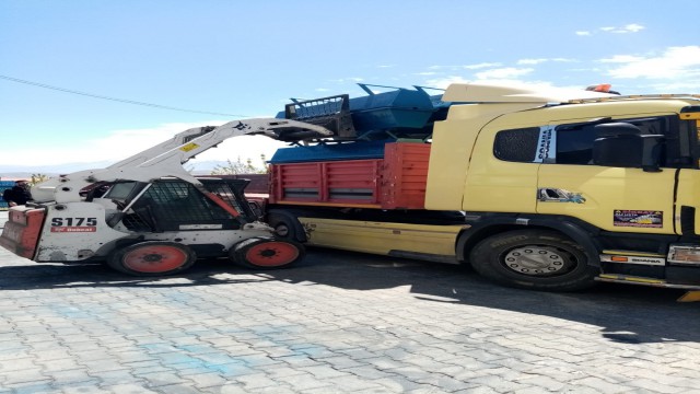 Van Büyükşehir Belediyesinden Bahçesaray ve Çataka sac sıvat desteği