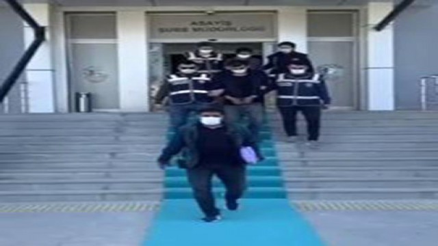 Vanda çeşitli suçlardan aranan 19 şüpheli yakalandı