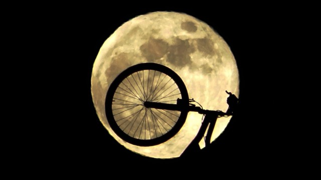 Vanda ‘Süper Ay görsel şölen oluşturdu