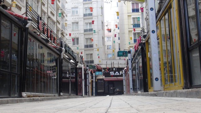 Vanda tam kapanma sessizliği