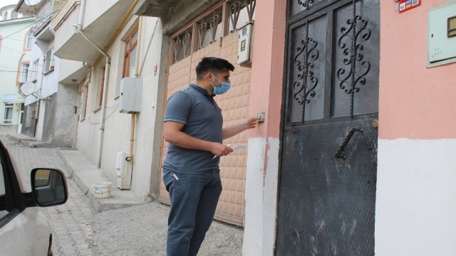 Vatandaşın maaşı evine götürülüyor