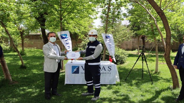 VEDAŞ, çalışanlarını ödüllendirdi