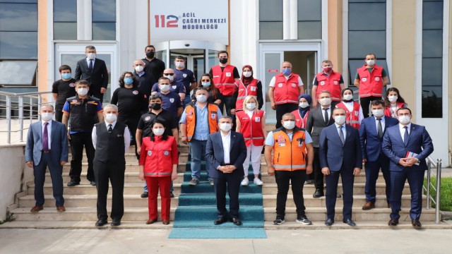 Vefa destek grubu acil ihtiyaçlar için görev başında