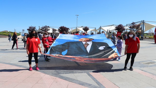 Yalovada 19 Mayıs kutlaması