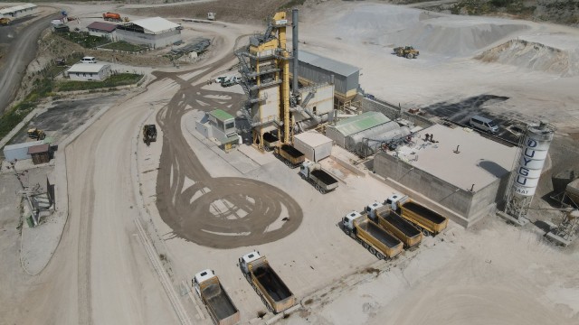 Yıldırımda yollar yenileniyor