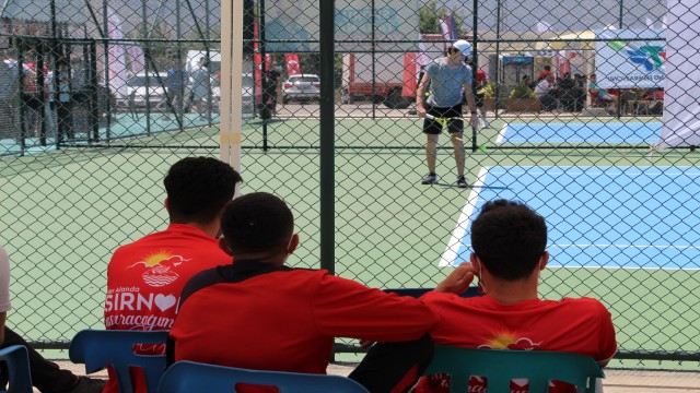 Yıllarca terörle anılıyordu, şimdi tenisle