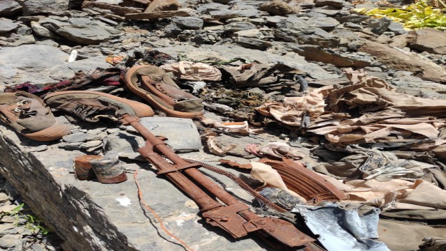 Yüksekova kırsalında silah ve mühimmat ele geçirildi