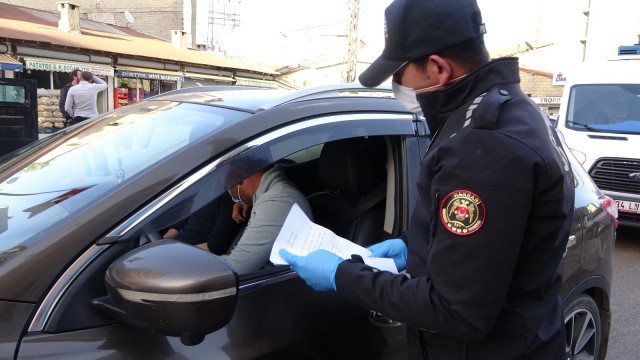 Yüksekova polisinden korona virüse karşı sıkı denetim