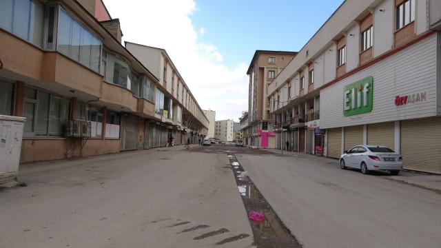 Yüksekovada korona virüs kısıtlaması devam ediyor