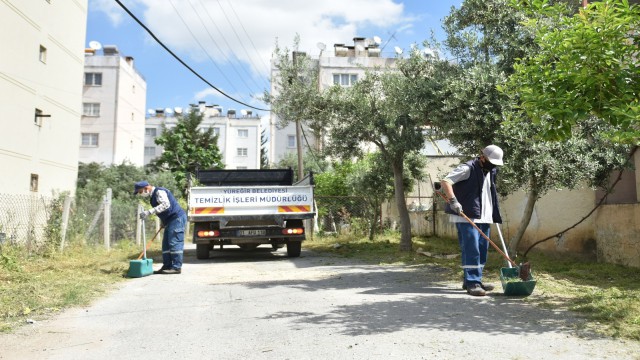 Yüreğirde sokak sokak bayram temizliği