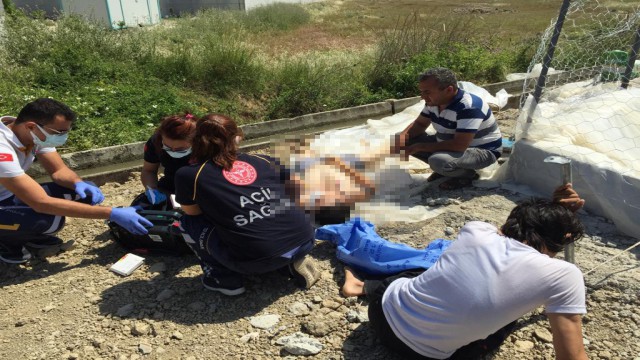 Yüzmek için girdiği muz serasının havuzunda boğuldu