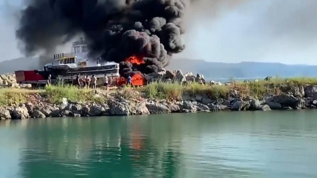 Zonguldakta tersanede yangın