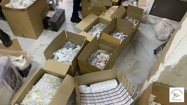 İstanbul'da kaçak ve sahte ilaç operasyonu!