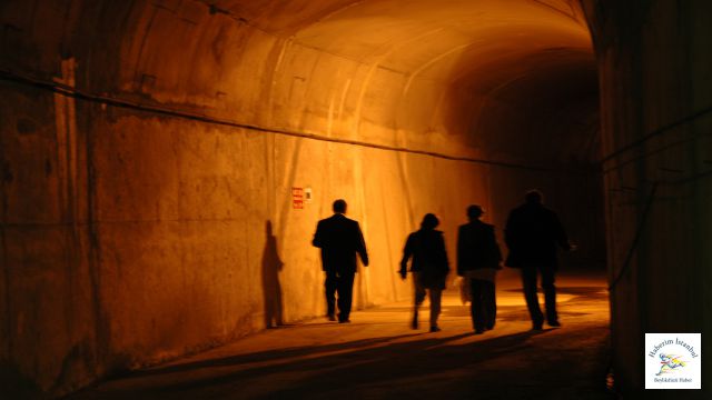 Metro Tünelleri Sanata Açılıyor