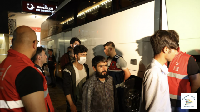 227 Afganistan uyruklu, Edirne'den İstanbul'a gönderildi