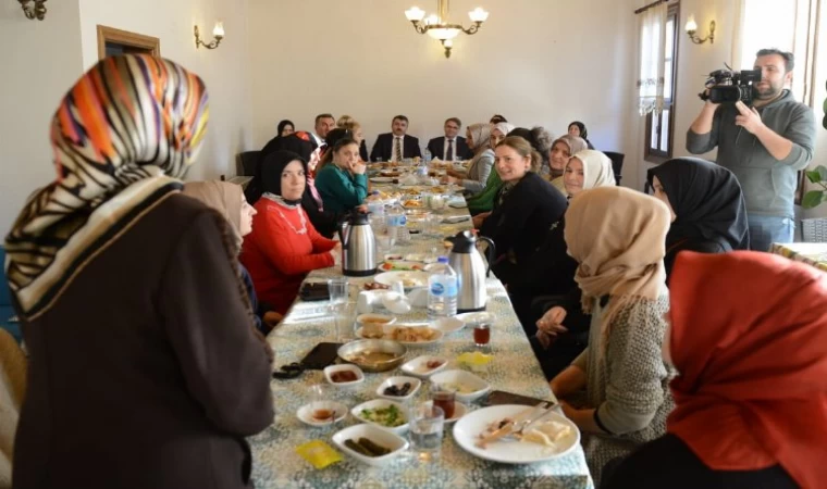 Bursa Yıldırım’da kadınlar üretiyor