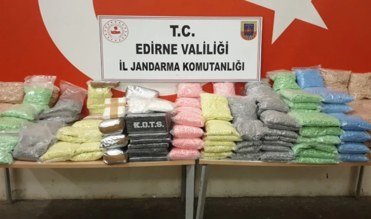 Edirne’de kilolarca uyuşturucuya el kondu