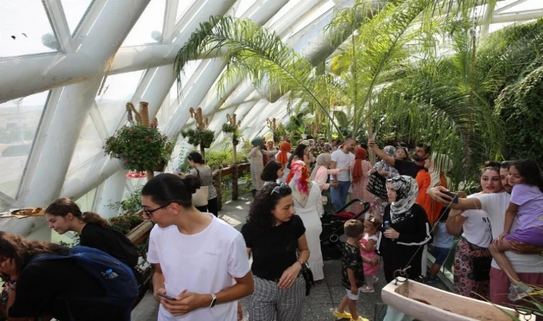 Konya’da ’tropikal’ ziyaret 600 bine ulaştı