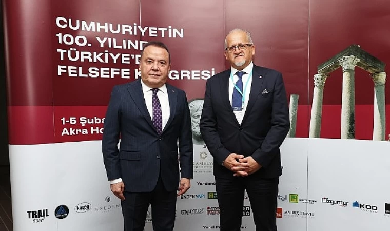 Başkan Böcek, bilim insanı ve akademisyenlere seslendi