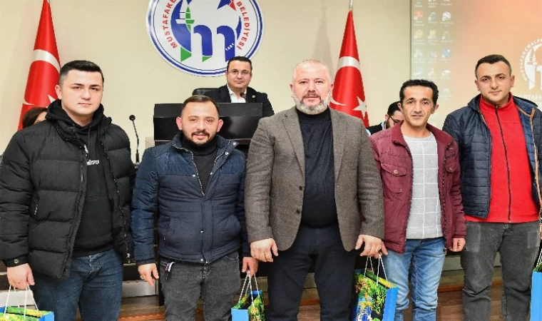 Bursa Mustafakemalpaşa’da iyilikler ödüllendirildi