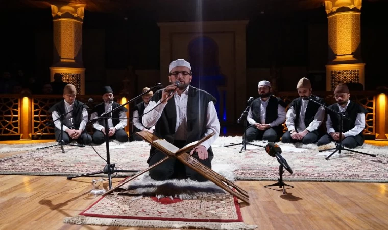 Depremde hayatını kaybedenler Konya’da dualarla anıldı