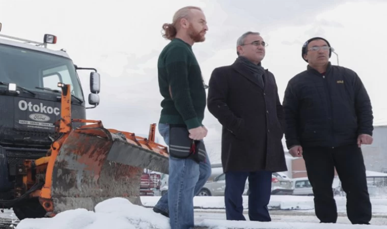 Kütahya’da Başkan Işık karla mücadele çalışmalarında