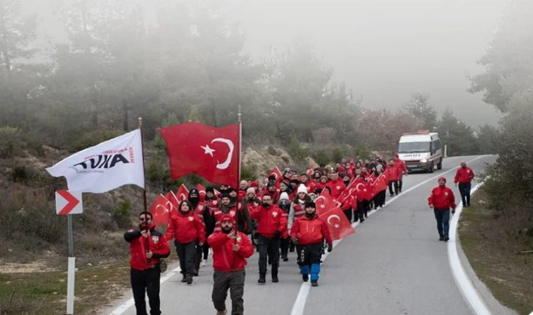 AKUT Çanakkale’de şehitlerin huzuruna çıkıyor