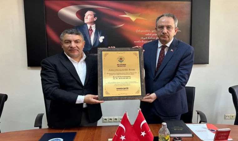 Başkan Şayir’den Kaymakam Kubilay’a ’fahri’ berat
