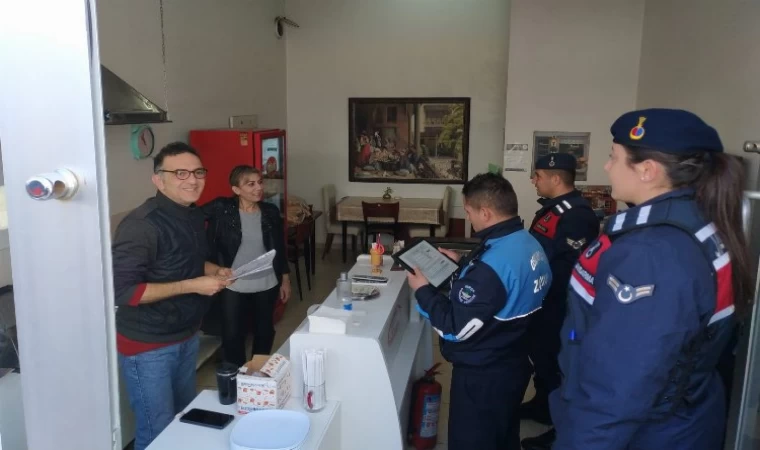 Bursa Osmangazi Zabıtası’ndan ruhsat denetimi