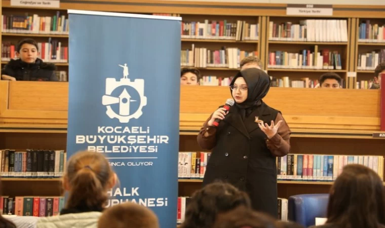 Kocaeli’de çocuklar sevdikleri yazarlarla buluştu